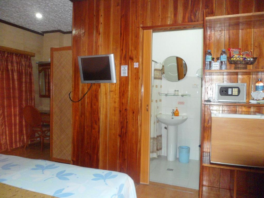 Hayahay Resort Panglao Bilik gambar